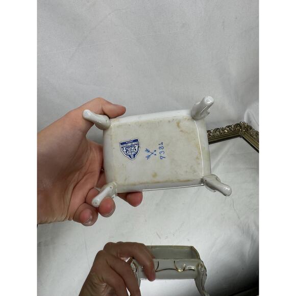 Vtg Arnart Creations Lidded Footed Trinket Dish w/ Gold Trim and Rose Transfer - Picture 5 of 8